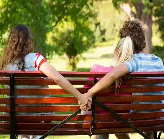 پاورپوینت خیانت زناشویی و انواع آن