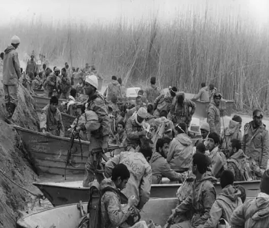 دانلود پاورپوینت کامل عملیات خیبر استراتژی ها و جزئیات نبرد