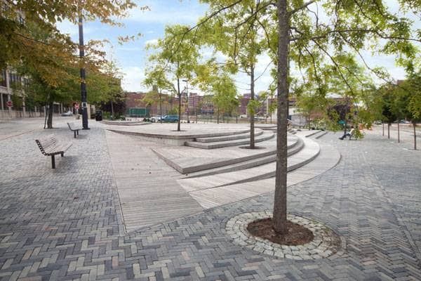 مقاله نقش مصالح در شکل گیری منظر خیابانی